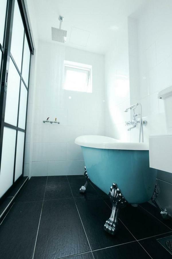 White Loft Hotel Malacca Exterior foto